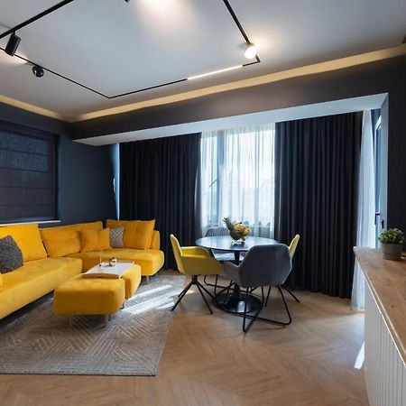 Topaz Beachfront Apartment Varna Exteriér fotografie