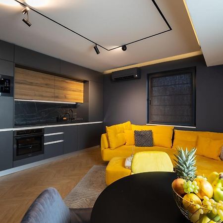 Topaz Beachfront Apartment Varna Exteriér fotografie