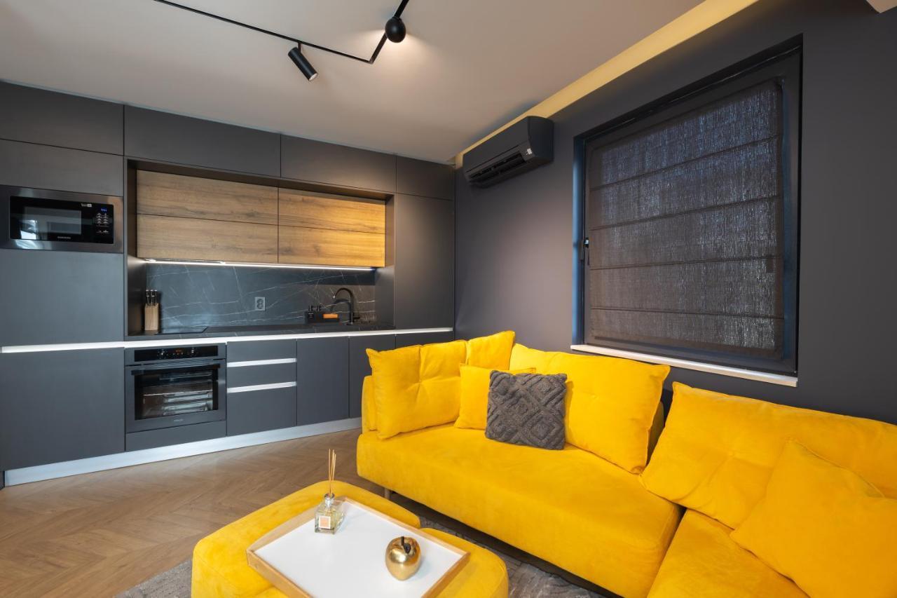 Topaz Beachfront Apartment Varna Exteriér fotografie